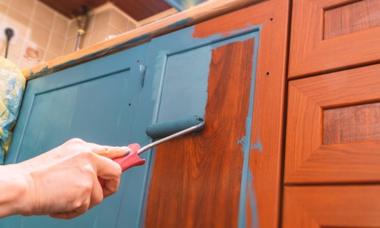 painting a kitchen
